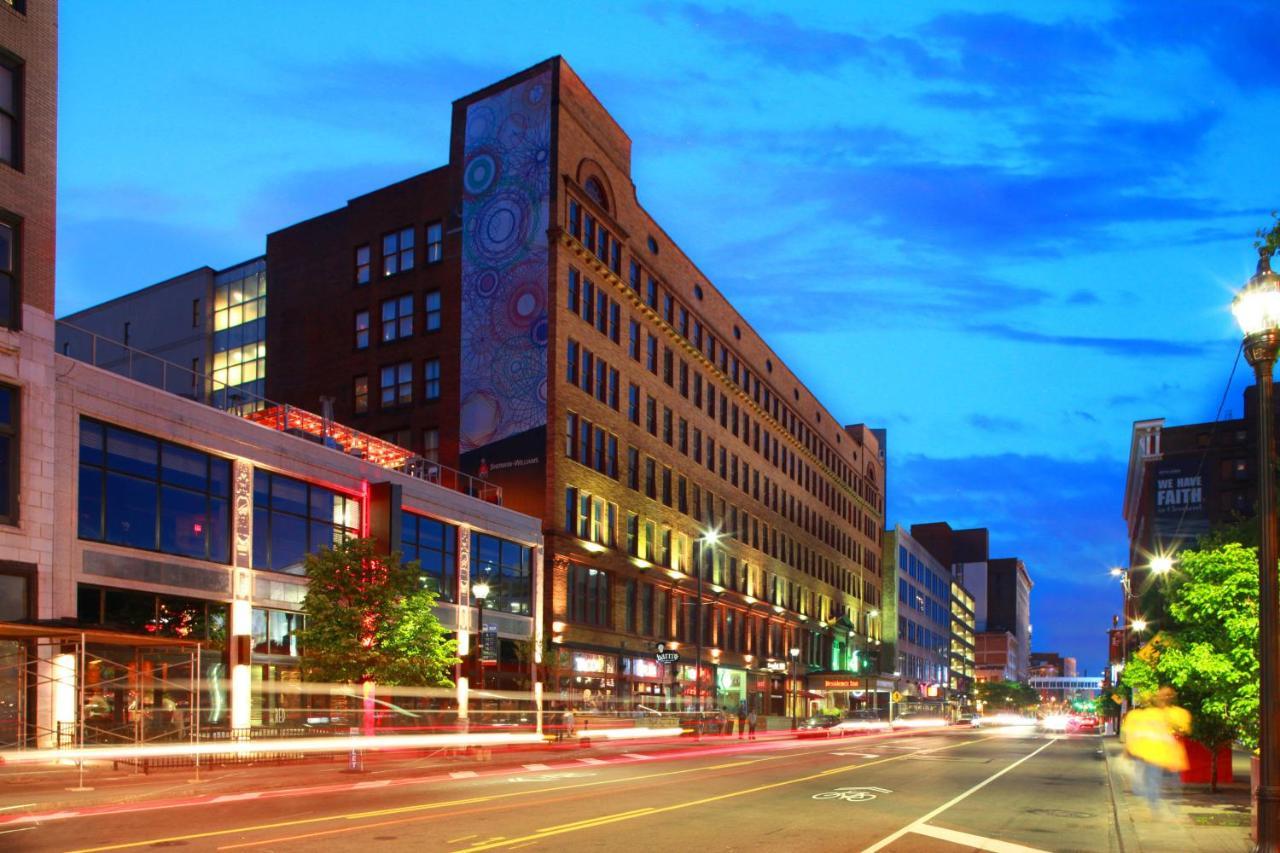Residence Inn By Marriott Cleveland Downtown Eksteriør billede